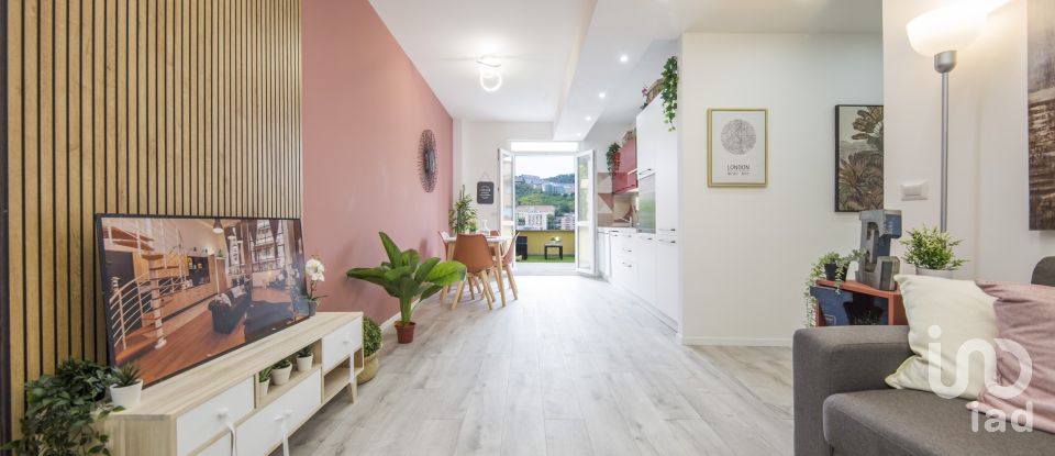 Trilocale di 85 m² a Genova (16137)