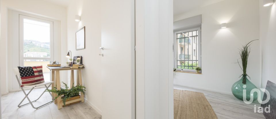 Trilocale di 85 m² a Genova (16137)