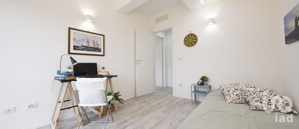 Trilocale di 85 m² a Genova (16137)