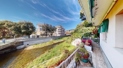 Three-room apartment of 106 m² in Arenzano (16011)