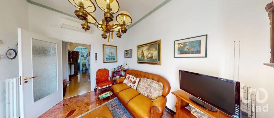 Three-room apartment of 106 m² in Arenzano (16011)