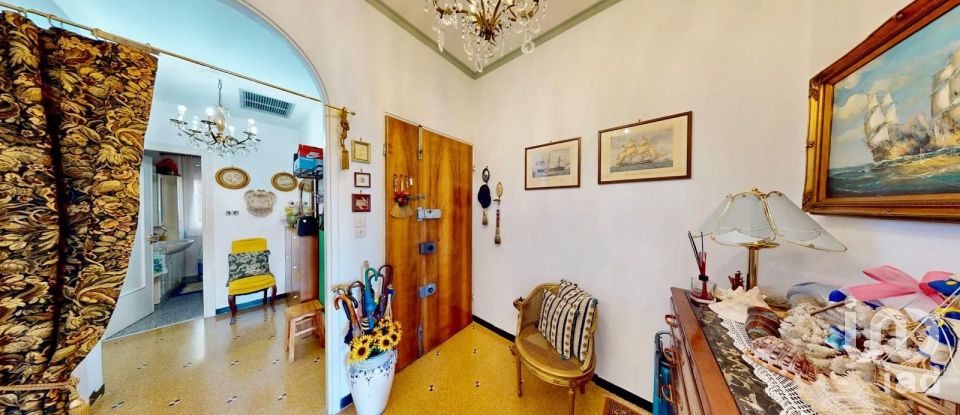 Three-room apartment of 106 m² in Arenzano (16011)