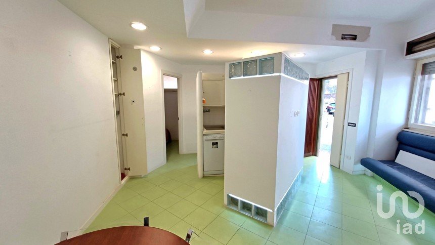 Three-room apartment of 46 m² in Nettuno (00048)