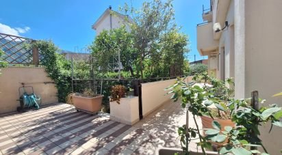 Casa indipendente 12 locali di 290 m² in Angri (84012)