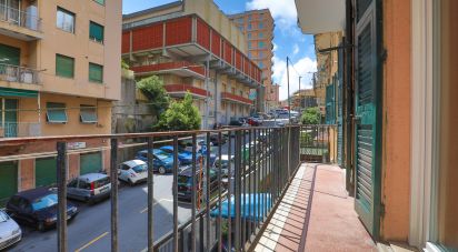 Appartamento 5 locali di 70 m² a Genova (16144)