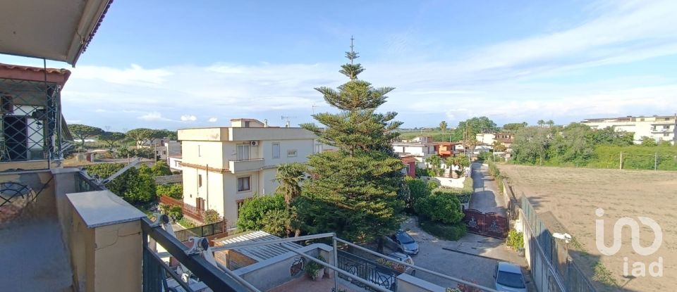 Three-room apartment of 105 m² in Qualiano (80019)