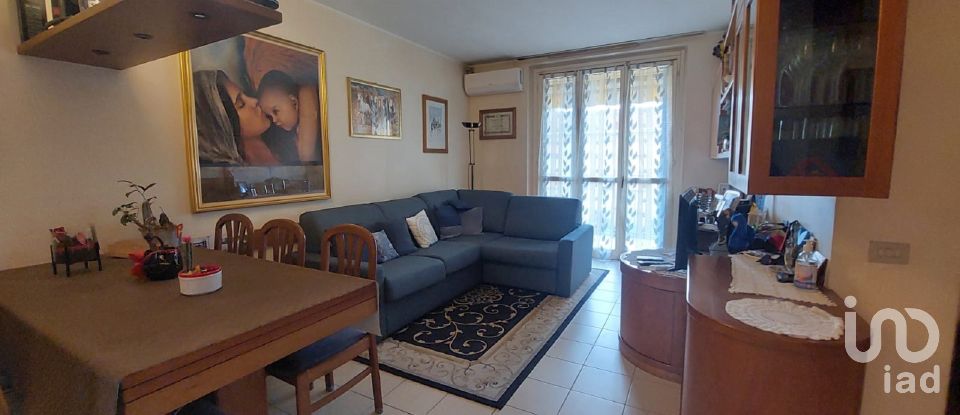 Three-room apartment of 87 m² in Paderno Dugnano (20037)