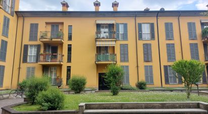 Three-room apartment of 87 m² in Paderno Dugnano (20037)
