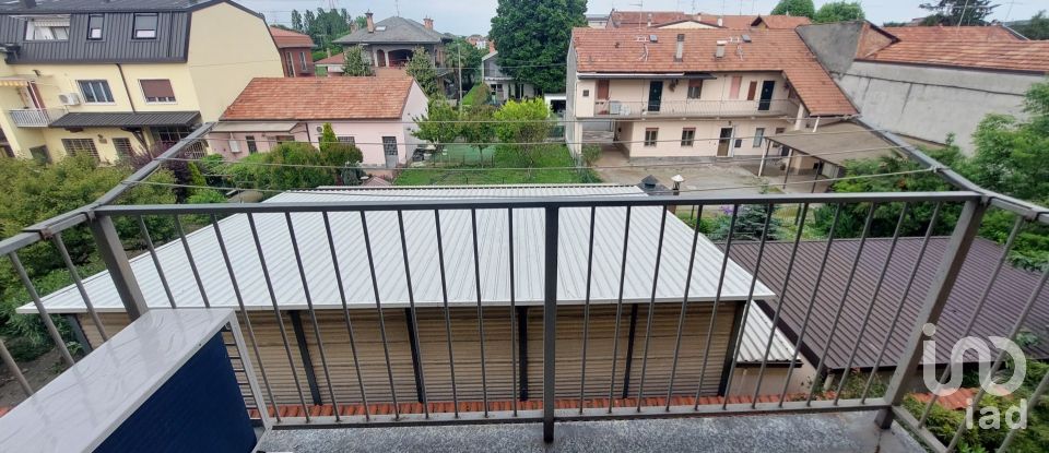 Three-room apartment of 87 m² in Paderno Dugnano (20037)