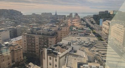 Three-room apartment of 70 m² in Genova (16129)