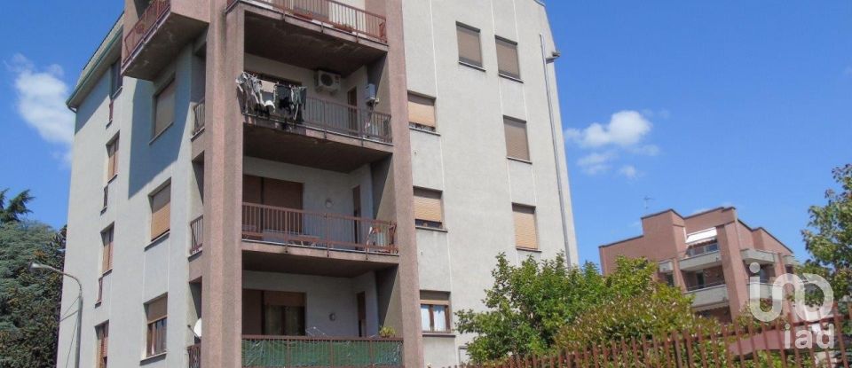 Costruzione di 900 m² in Valenza (15048)