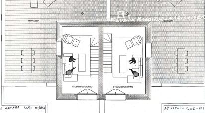 Attico / Mansarda / Loft 4 locali di 152 m² a Reggio nell'Emilia (42123)