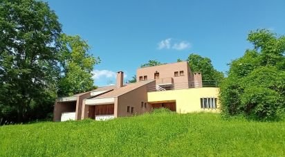 Villa 1 locale di 300 m² in Pecetto di Valenza (15040)