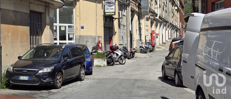 Varie superfici di 560 m² in Genova (16153)