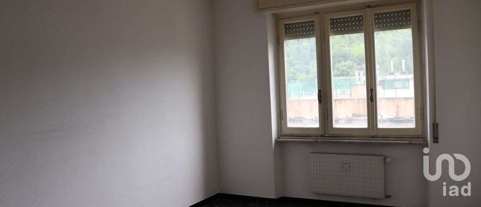 Three-room apartment of 86 m² in Genova (16131)