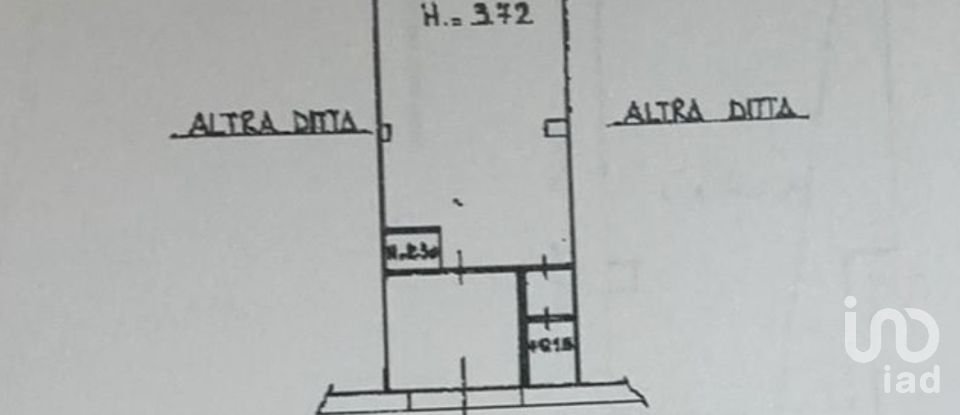 Negozio / locale commerciale di 51 m² in Martina Franca (74015)