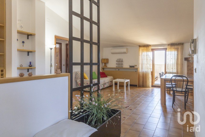 Loft 5 rooms of 110 m² in Filottrano (60024)