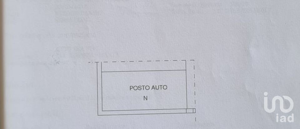 Attico / Mansarda / Loft 4 locali di 60 m² a Pomezia (00040)