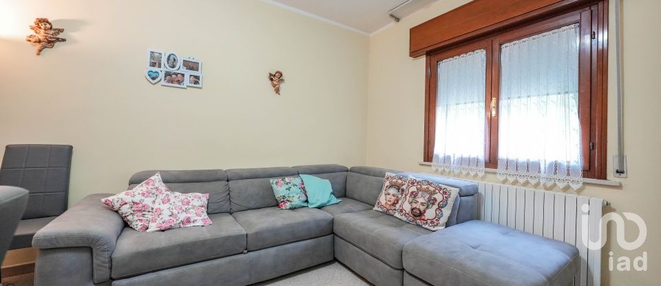 Casa indipendente 5 locali di 205 m² in Codigoro (44021)