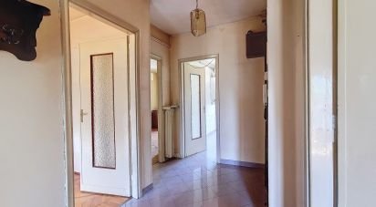 Three-room apartment of 91 m² in Saint-Vincent (11027)