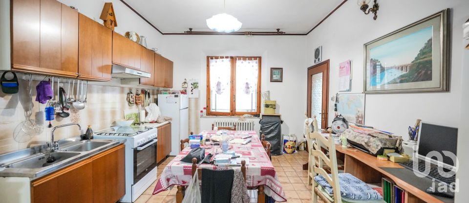 Casa 5 locali di 133 m² in Portomaggiore (44015)