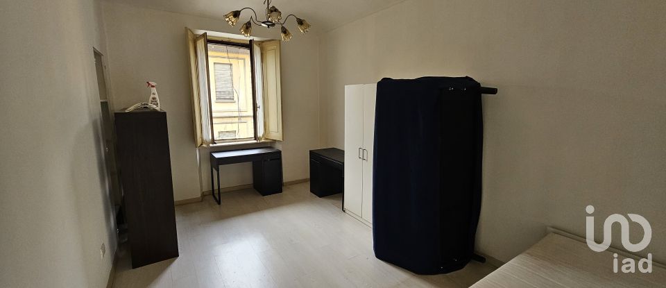 Two-room apartment of 40 m² in Torino (10152)