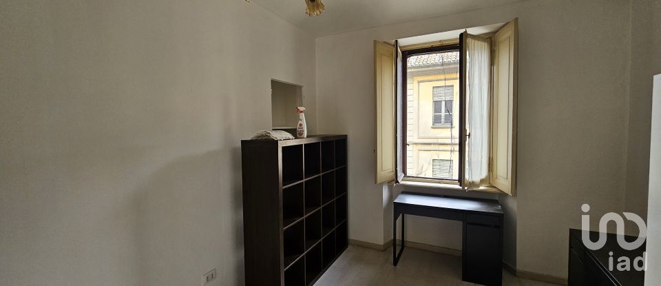 Two-room apartment of 40 m² in Torino (10152)