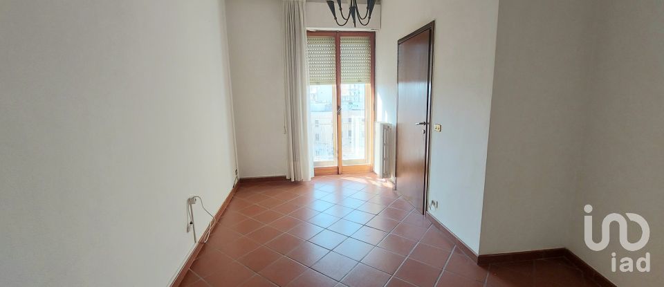 Appartamento 9 locali di 153 m² a Brindisi (72100)