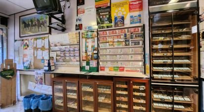 Bar tabacchi di 90 m² in Biassono (20853)