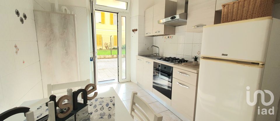 Three-room apartment of 83 m² in Cogoleto (16016)