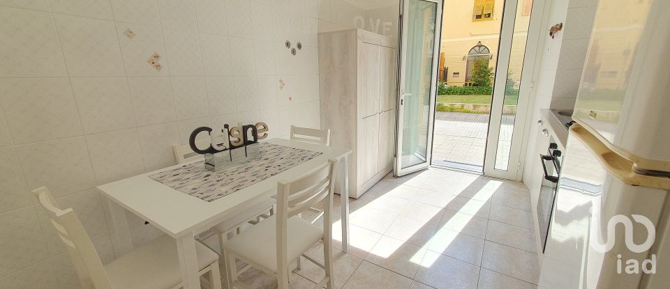 Three-room apartment of 83 m² in Cogoleto (16016)