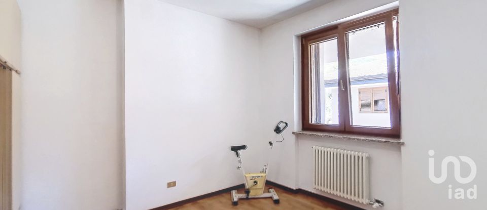 Three-room apartment of 92 m² in Quart (11020)