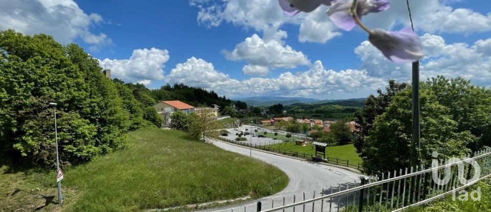 Casa 6 locali di 220 m² in Castelnuovo di Ceva (12070)