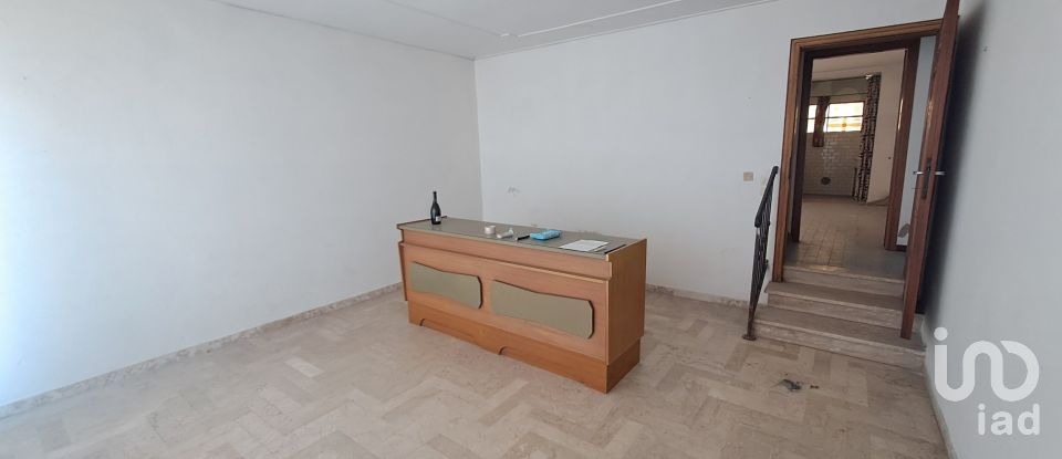 House 5 rooms of 100 m² in Rovigo (45100)