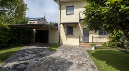 Villa a schiera 7 locali di 145 m² in Goito (46044)