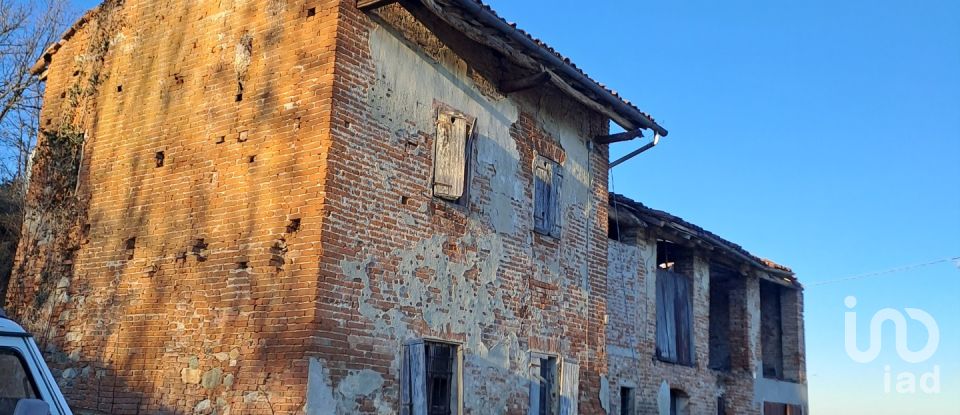 Rustico 5 locali di 147 m² in Cuccaro Monferrato (15037)