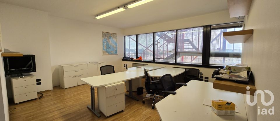 Ufficio di 80 m² in Genova (16129)