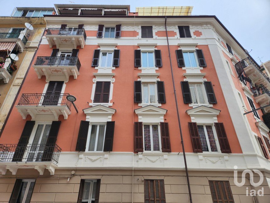 Four-room apartment of 71 m² in Savona (17100)