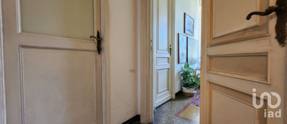 Appartamento 10 locali di 226 m² a Genova (16122)