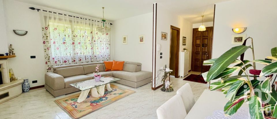 Casa indipendente 5 locali di 213 m² in Chiarano (31040)