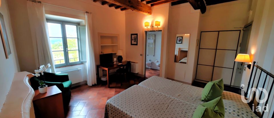 Villa storica 0 locali di 1.200 m² in San Gimignano (53030)