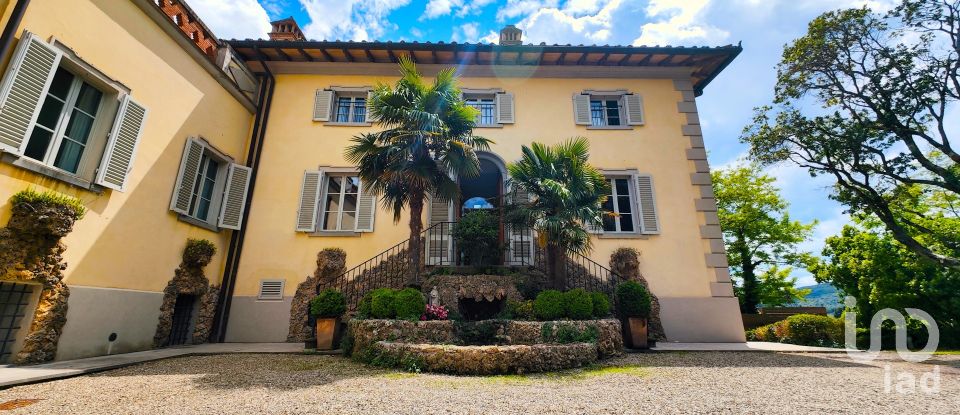 Villa storica 0 locali di 1.200 m² in San Gimignano (53030)