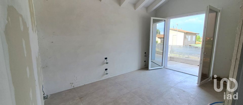 Villa Bifamiliare 8 locali di 170 m² in San Martino di Venezze (45030)