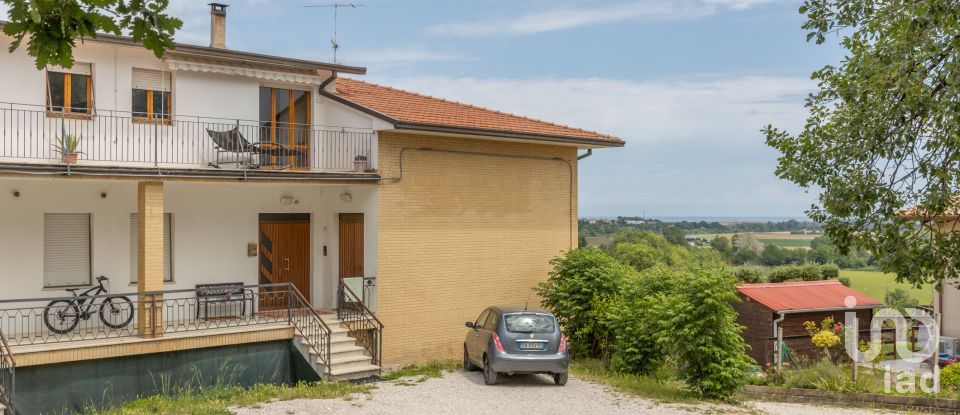 Appartamento 7 locali di 170 m² a Sant'Elpidio a Mare (63811)