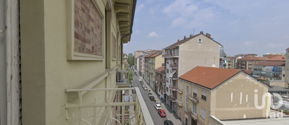 Three-room apartment of 85 m² in Torino (10139)