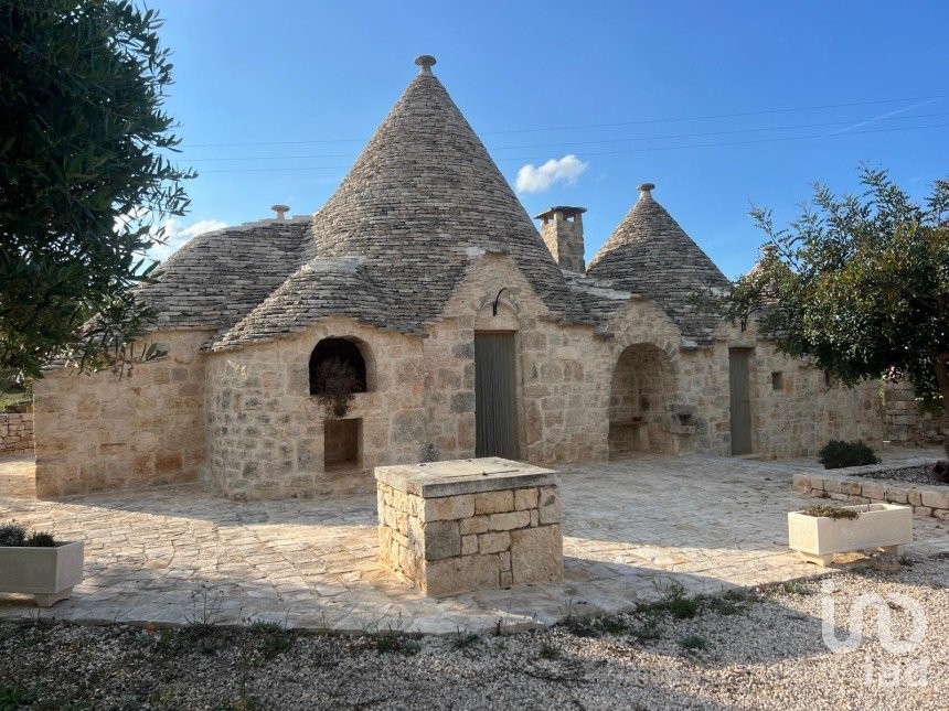 Trullo 4 locali di 100 m² in Alberobello (70011)