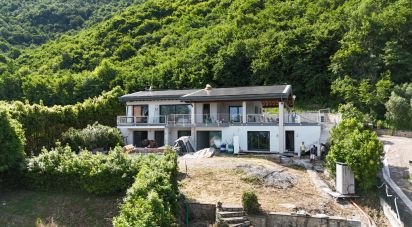 Farm 11 rooms of 455 m² in Salò (25087)