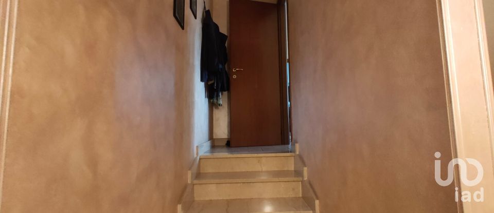 Villa Bifamiliare 8 locali di 196 m² in Botticino (25082)