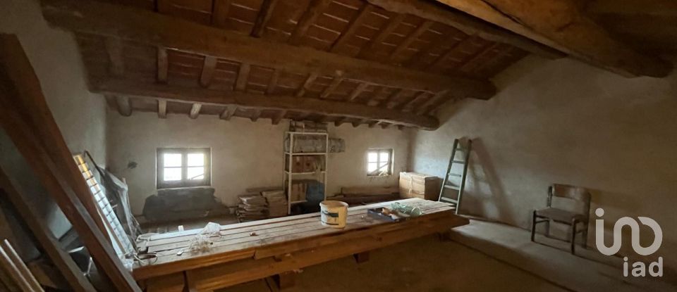 Town house 8 rooms of 300 m² in Valenza (15048)