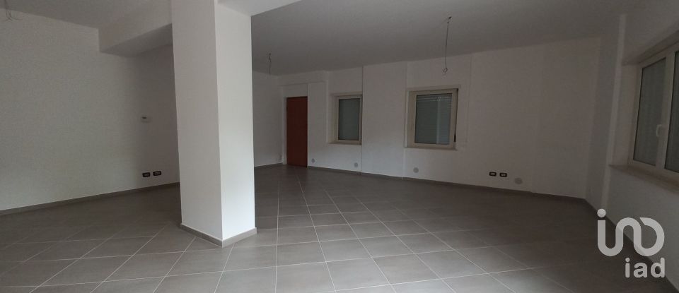 Uffici di 339 m² in L'Aquila (67100)